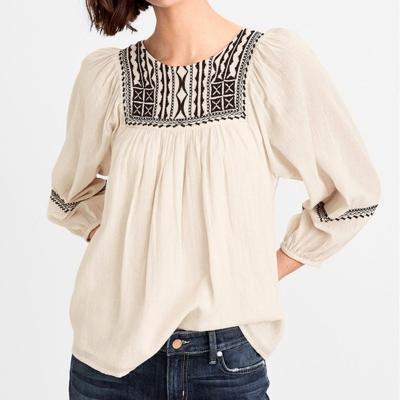 Velvet by Graham & Spencer Tops - Velvet by Graham & Spencer 100% Cotton Embroidered Peasant Ivory Blouse Top Med